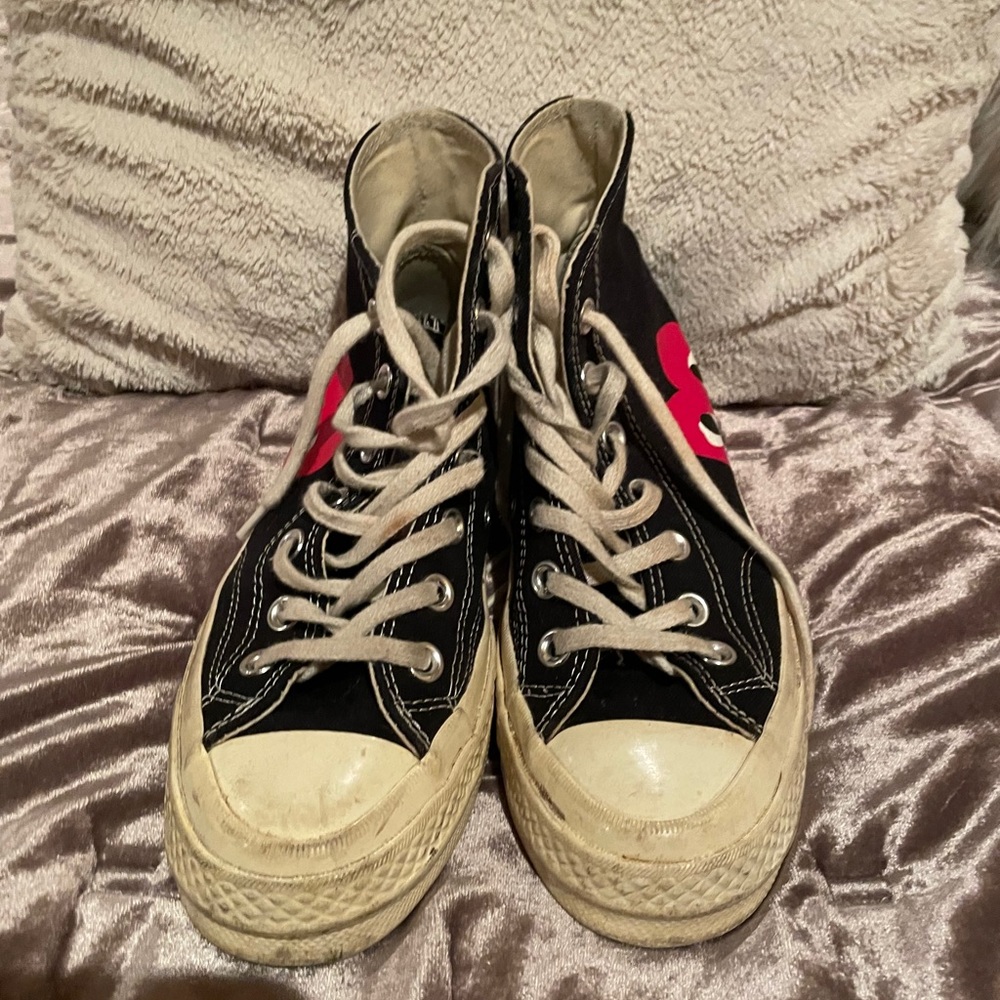 Comes de Garçon Play black sneakers